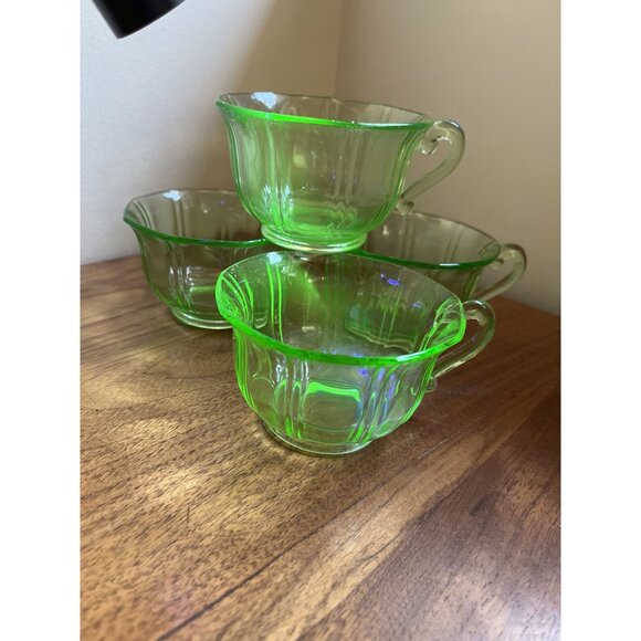 Vintage Green Nonagon Paneled Depression Glass Teacups Set Of 4 Uranium Vaseline - Picture 7 of 10